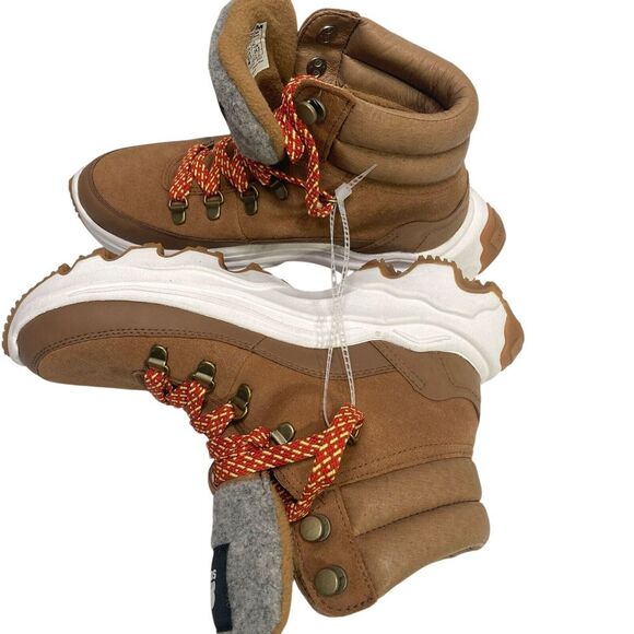 NEW SOREL Kinetic Breakthru Conquest Sneaker Boots Tan 7.5 Corp core Trail Cabin - Picture 3 of 9